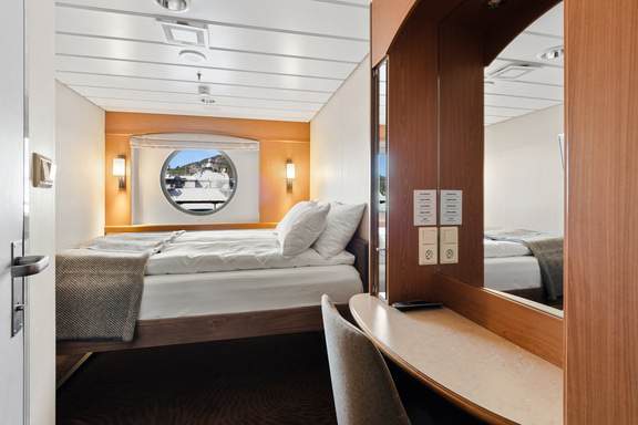 Ship accomodation